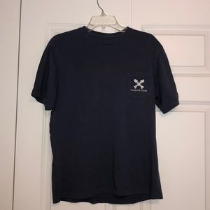 Navy Blue Vineyard Vines Front Pocket T-shirt